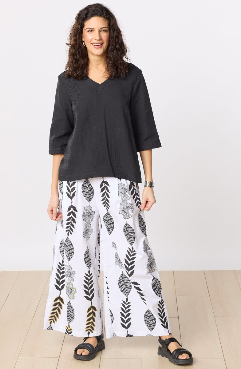 Kochi Double Gauze V-Neck Top