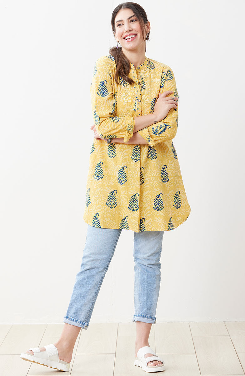 Yamini Roll-Sleeve Shirttail Kurta - Saffron