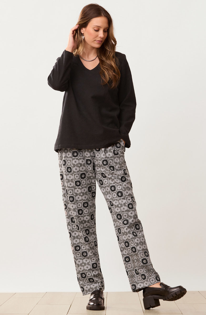 Deepa V-Neck Matelassé Top