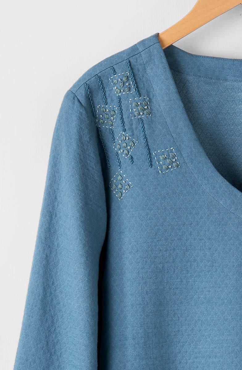 Deepa V-Neck Matelassé Top