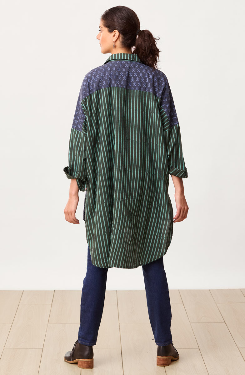 Hanifa Long-Sleeve High-Low Hem Big Shirt - Dusty teal/Multi